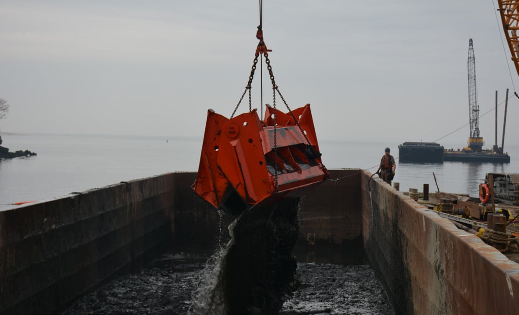 Mechanical Dredging into Scow