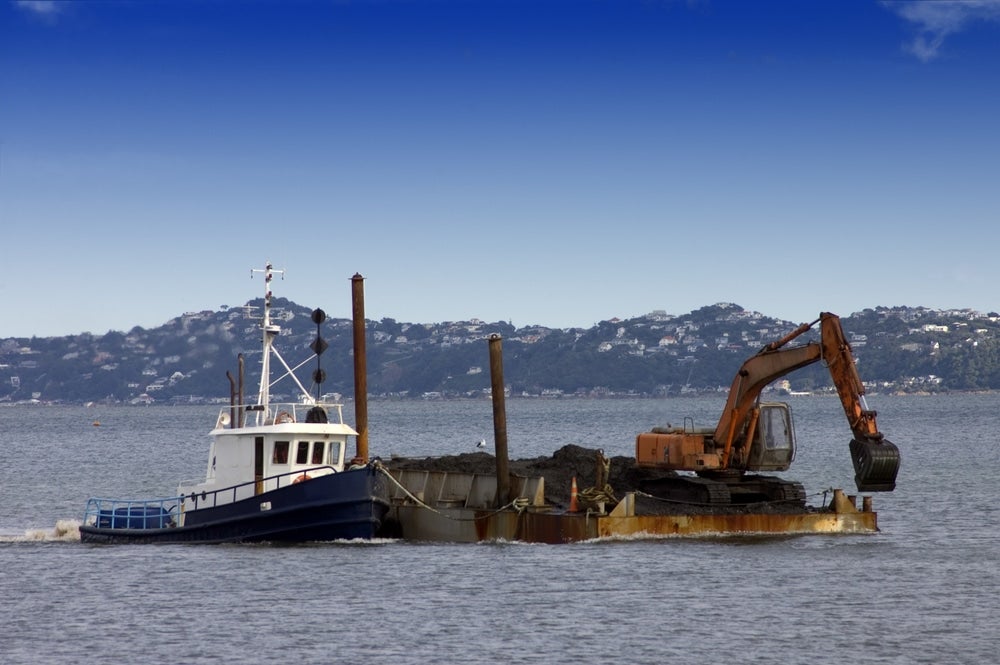 Mechanical Dredging into Scow